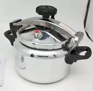 Professional Stainless 
 
Use Pressure Cooker 7L