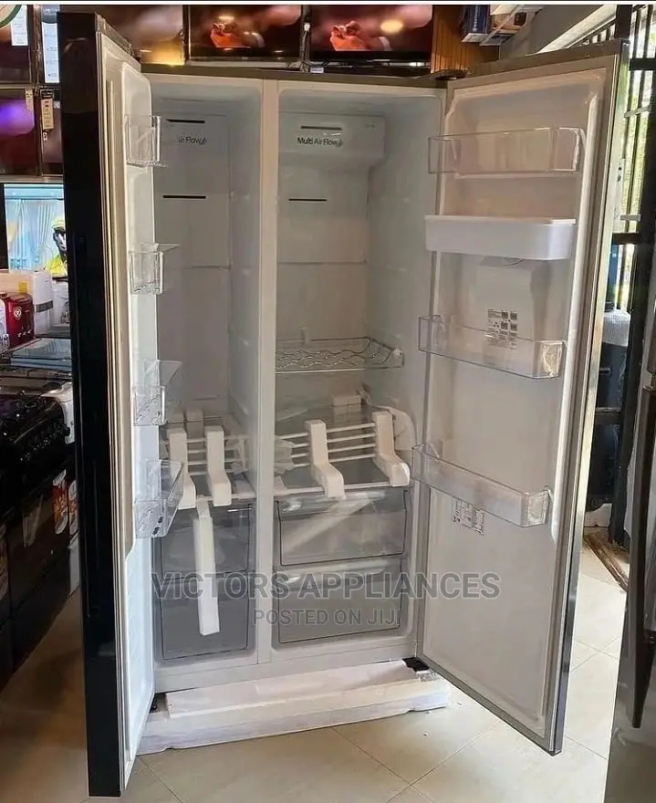Hisense 670L French Doors Refrigerator