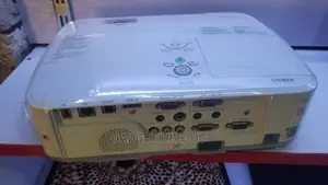 Clean Epson Projector