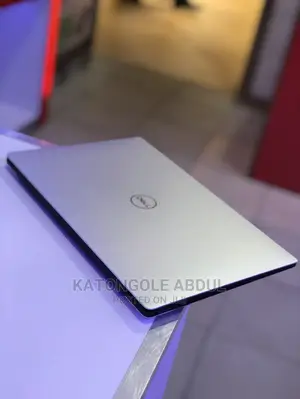 New Laptop Dell XPS 13 9370 8GB Intel Core I7 SSD 512GB