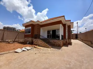 Furnished 4bdrm House in Kira for Sale