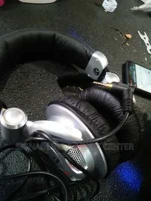 Behringer HPX2000 Dj Headphones