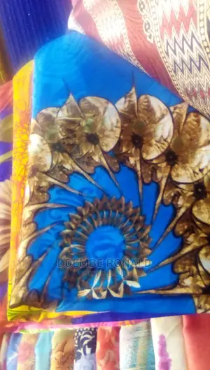 Senga's Gomesi