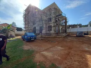 Furnished 6bdrm Mansion in Munyonyo, Makindye for Sale