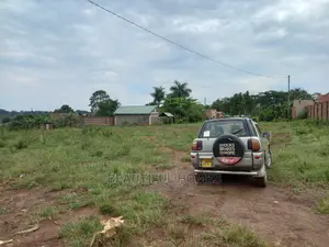 Kira 2 Plots on Sell