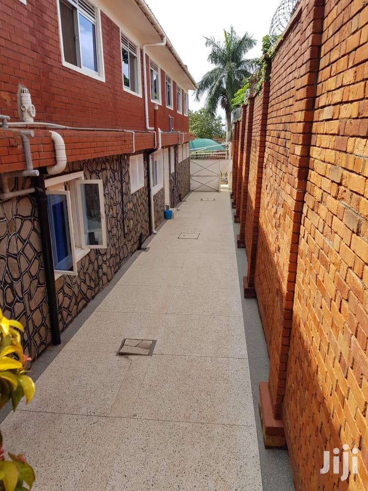 Stalled House For Rent