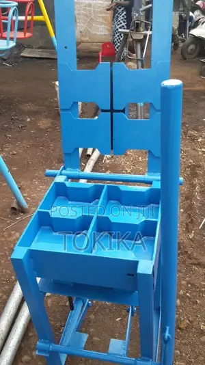 Pavers Machine 4 Pcs