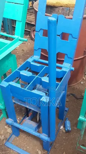 Pavers Machine 4 Pcs