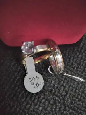 Quality and Unique Engagement and Wedding Rings