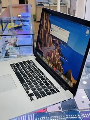 Laptop Apple MacBook 2015 16GB Intel Core I7 HDD 500GB
