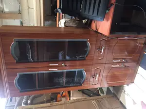 Side Board