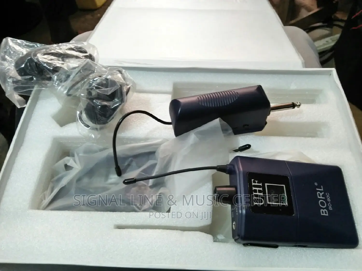 BORL Bo-90c Universal Microphone Lapel