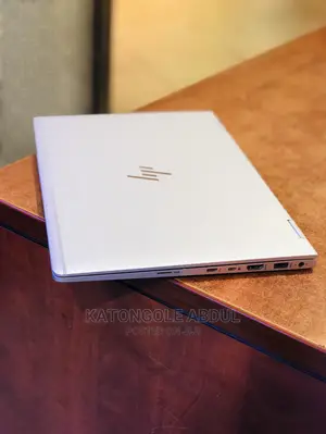 Laptop HP EliteBook 1030 8GB Intel Core I7 SSD 512GB