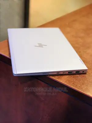 Laptop HP EliteBook 1030 8GB Intel Core I7 SSD 512GB
