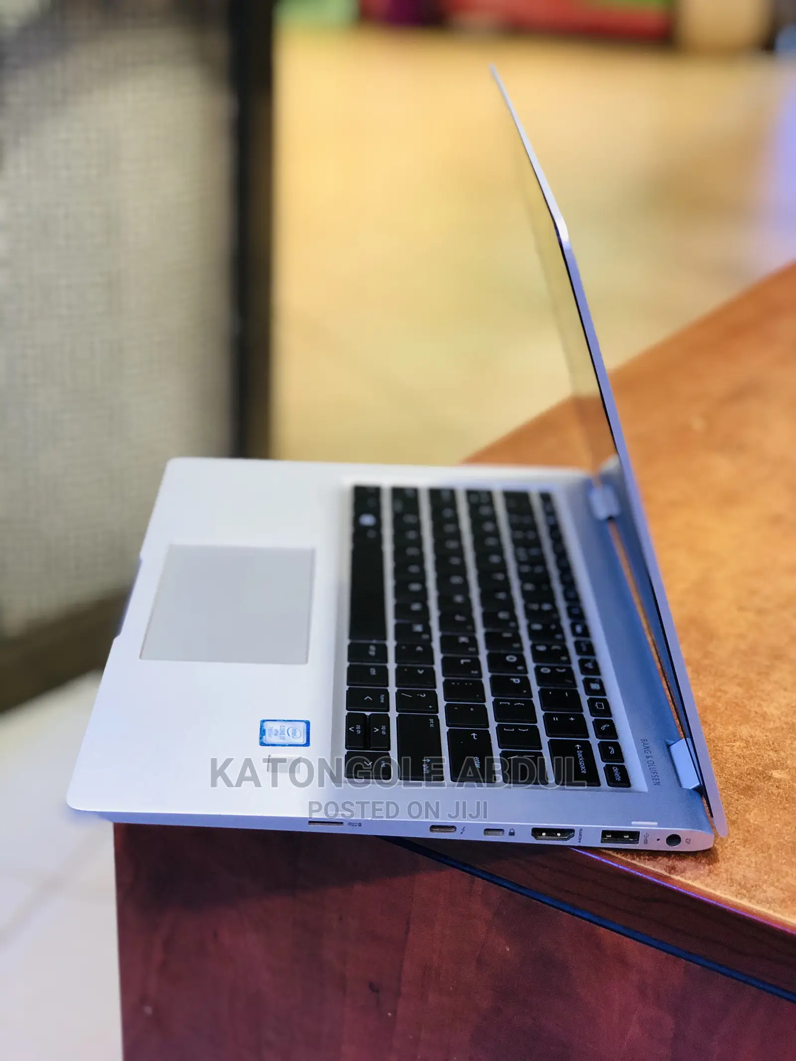 Laptop HP EliteBook 1030 8GB Intel Core I7 SSD 512GB