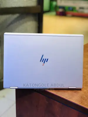 Laptop HP EliteBook 1030 8GB Intel Core I7 SSD 512GB