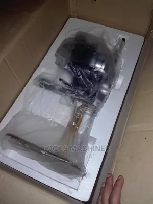Industrial Fabric Cutting Machine