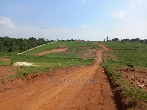 100*100 on Sale in Kasangati Gated Estate