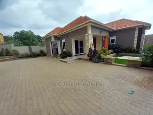 Furnished 4bdrm Mansion in Kira Mamerito for Sale