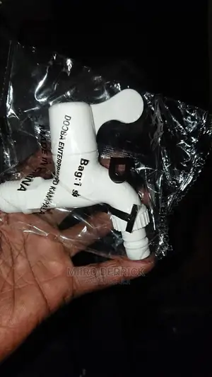Plastic Taps and Back Nuts Chrome Nipple 1/2 Inch