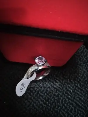 Quality and Unique Silver Engagement Rings