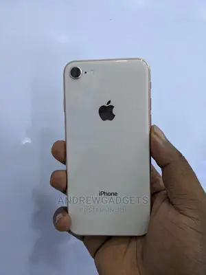 Apple iPhone 8 64 GB Gold