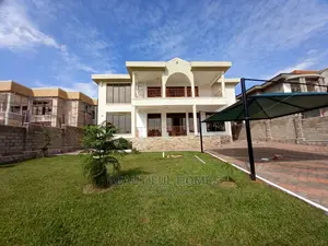 Furnished 6bdrm Mansion in Munyonyo, Makindye for Sale