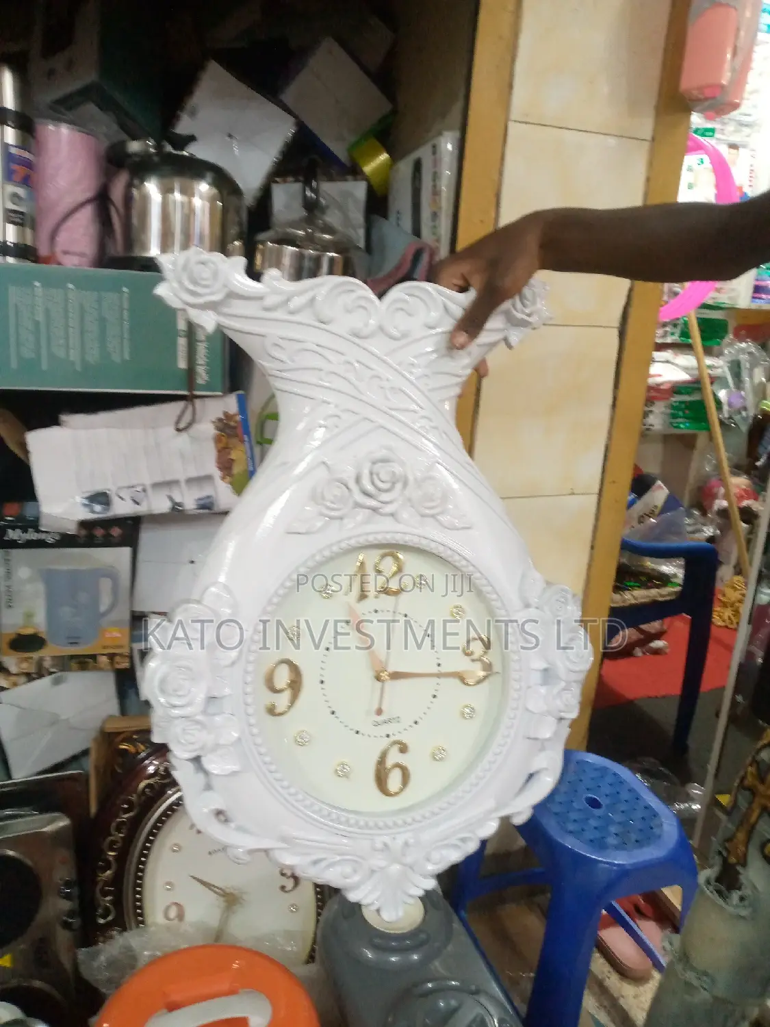 Wall Clock (W)