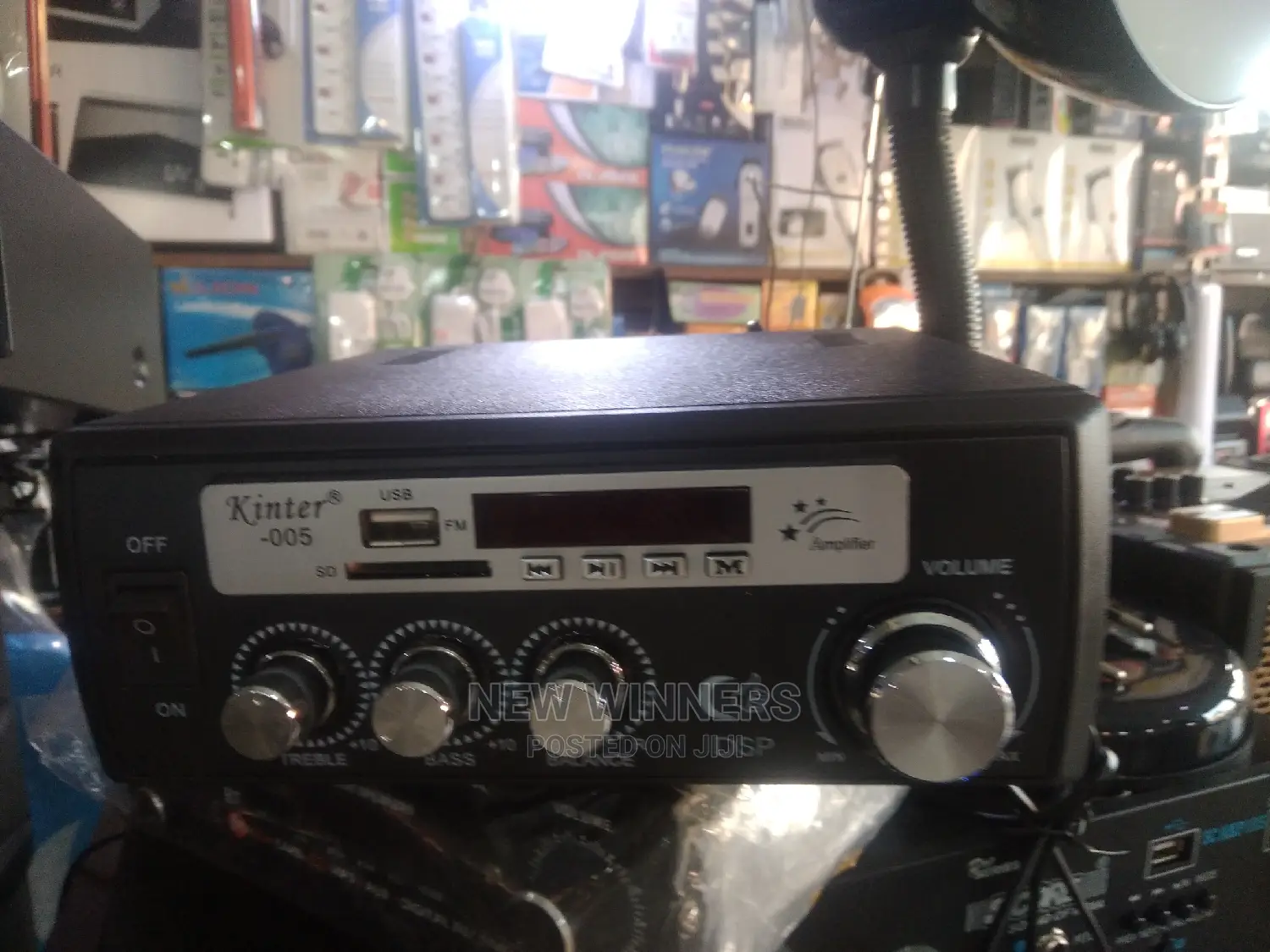 Amplifier With Bluetooth