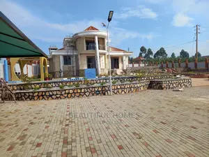 Furnished 5bdrm Mansion in Kasangati, Nangabo for Sale