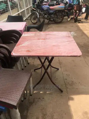 Foldable Table