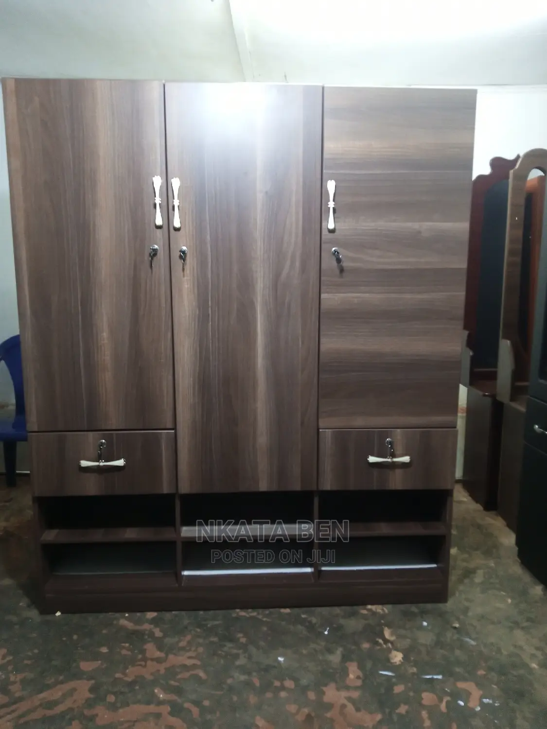 American Walnut Wadrope