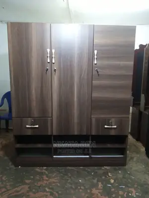 American Walnut Wadrope