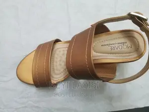 Hot Golden Ladies Shoes