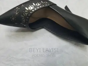 Pure Leather Black Heels.Made in Brazil