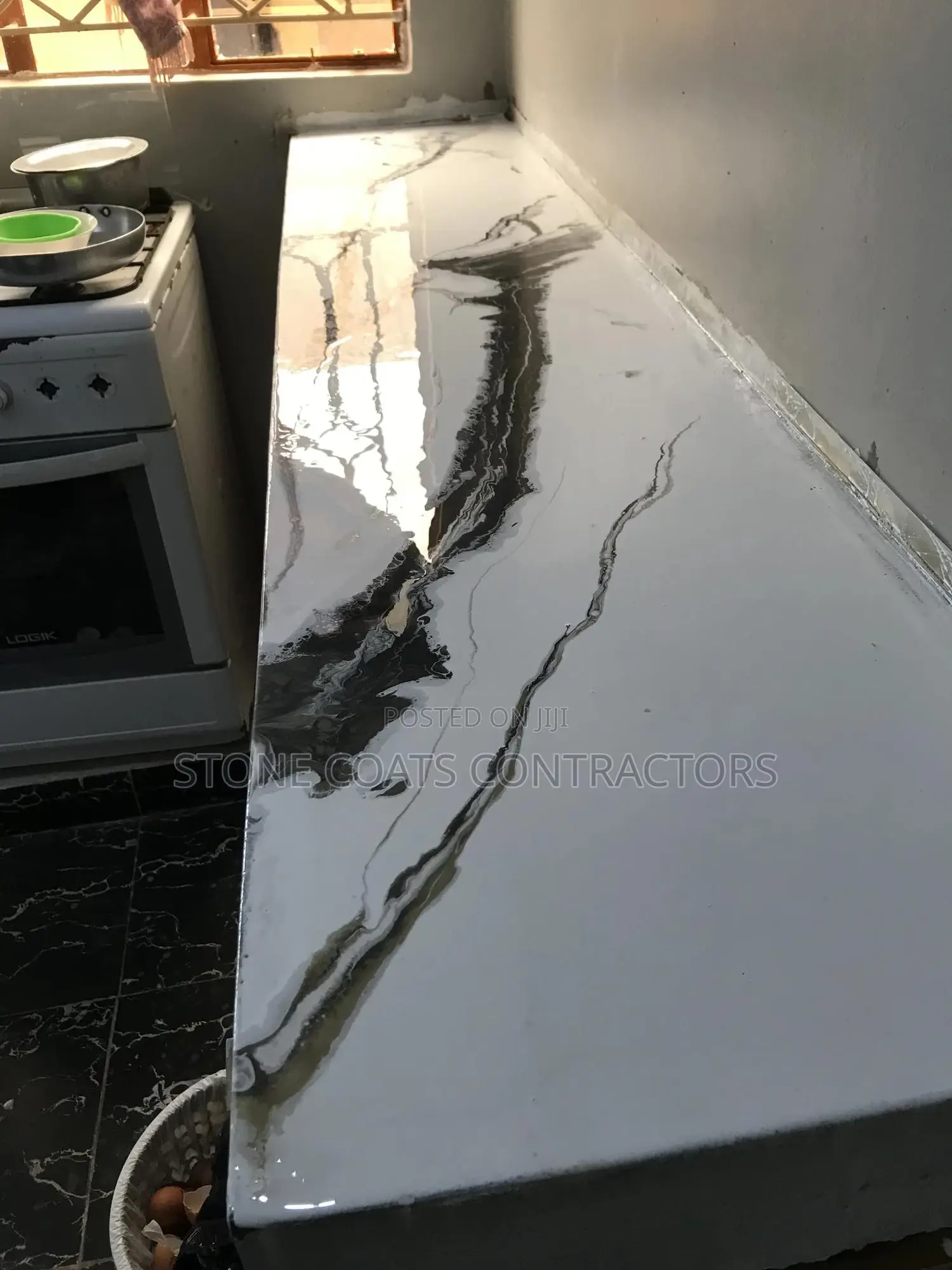 Exotic Epoxy for Countertops and Tables Toos