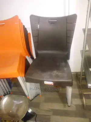 Plastic Restaurant Chairs