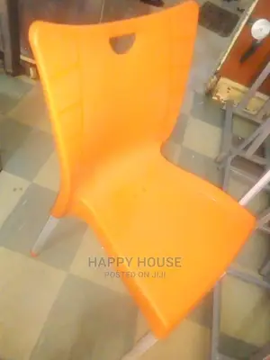 Plastic Restaurant Chairs