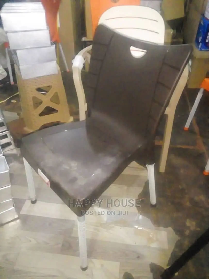 Plastic Restaurant Chairs