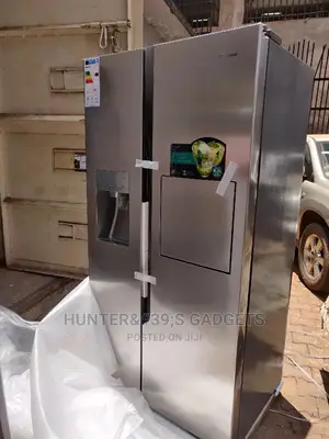 Hisense 700litres Fridge With Water Dispenser Ice Maker
