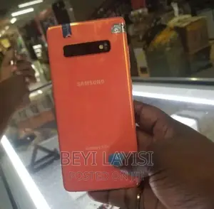 Samsung Galaxy S10 Plus 128 GB Orange