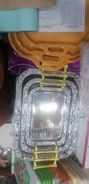 Metallic Trays With Gold Handles 3 Pieces