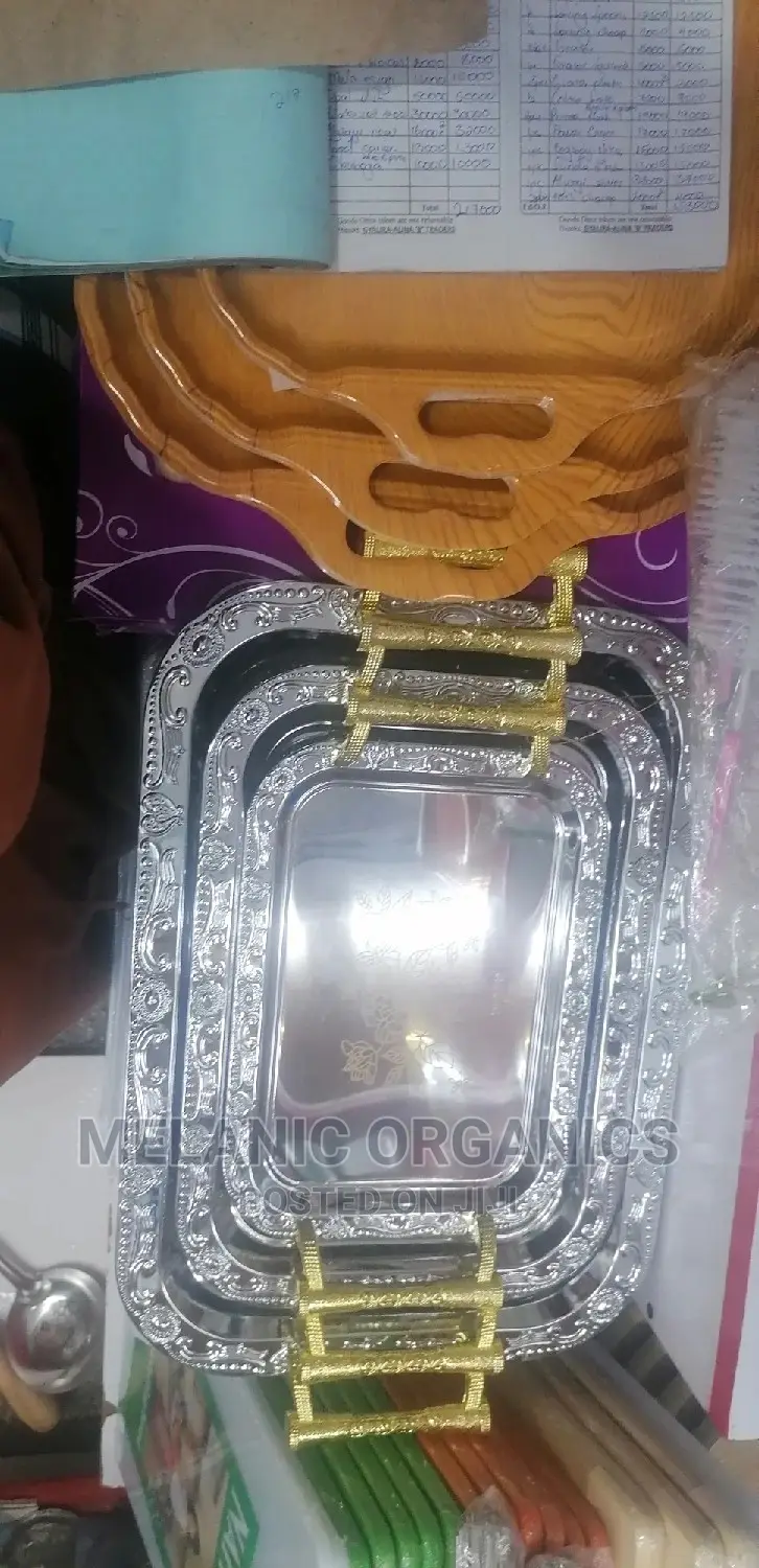 Metallic Trays With Gold Handles 3 Pieces