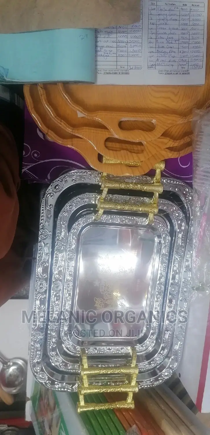 Metallic Trays With Gold Handles 3 Pieces