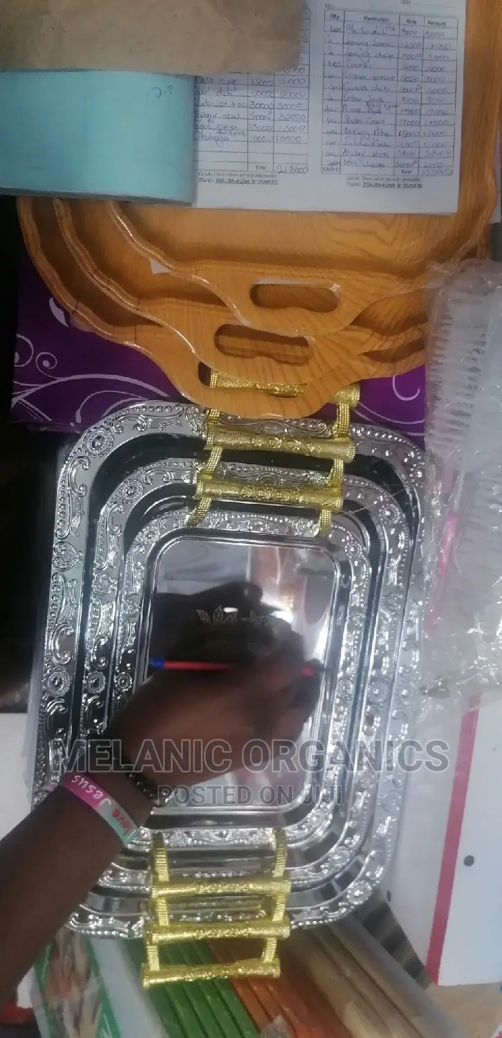 Metallic Trays With Gold Handles 3 Pieces