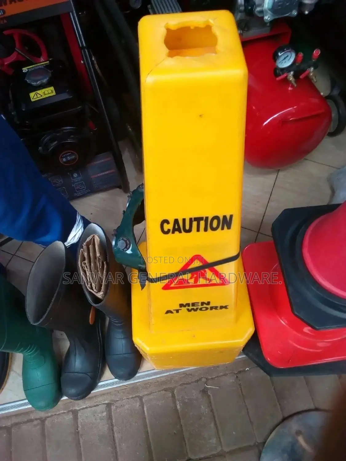 Men at Wortk Safety Sign