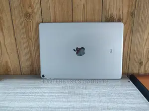 Apple iPad Pro 10.5 (2017) 64 GB White