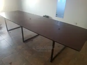 10 Seater Boardroom Table/ Conference Table