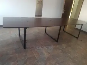10 Seater Boardroom Table/ Conference Table