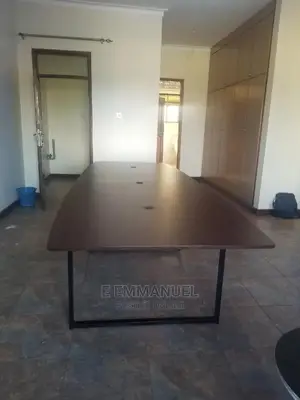 10 Seater Boardroom Table/ Conference Table